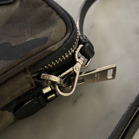 PRADA Mini Shoulder Bag - Picture 4 of 8